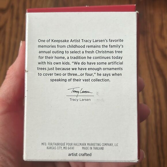 Hallmark Keepsake 2022 North Pole Tree Trimmers Ornament - Picture 3 of 3